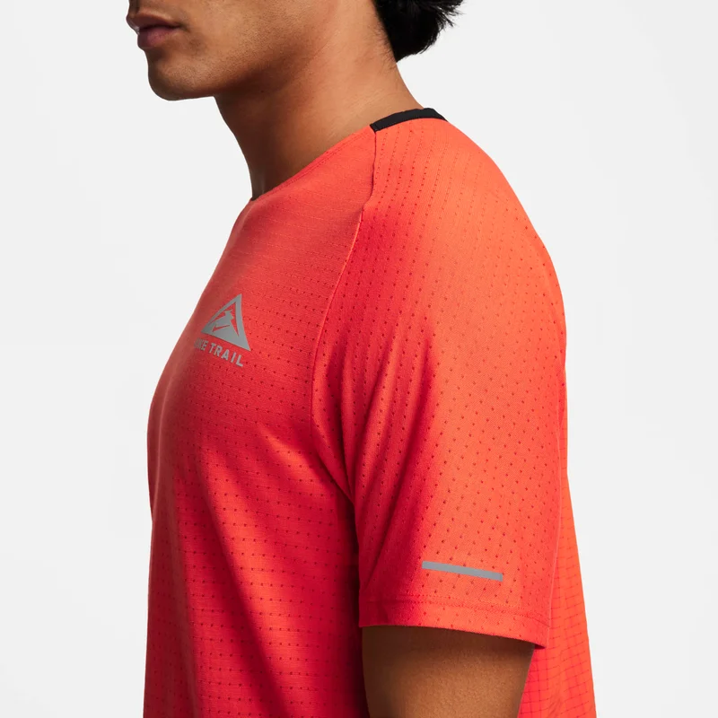 Nike Men's Trail Solar Chase Dri-FIT Running Top