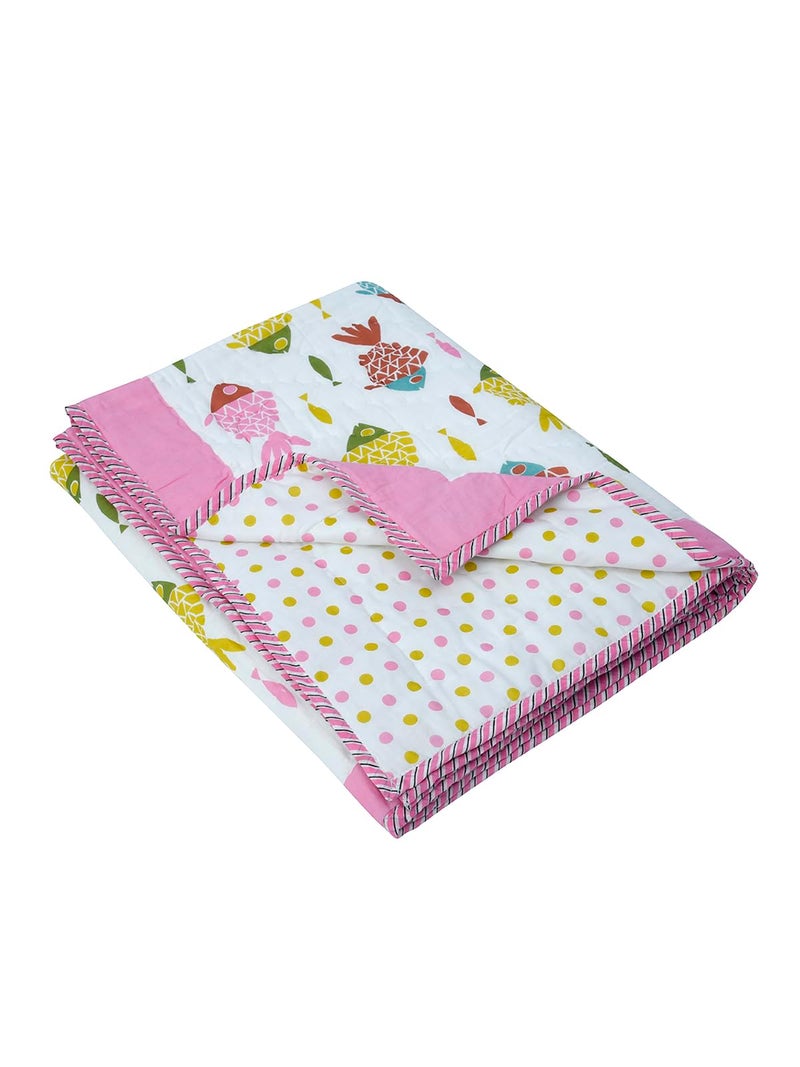 Shamrithi 100% Cotton Muslin Reversible Quilt I Kids Single Reversible Comforter I AC Blanket I Quilts I Duvet for All Seasons (Fish)  - Image 4