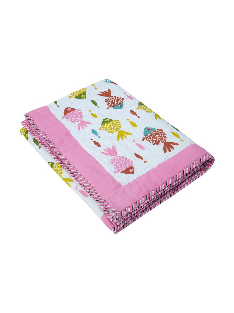 Shamrithi 100% Cotton Muslin Reversible Quilt I Kids Single Reversible Comforter I AC Blanket I Quilts I Duvet for All Seasons (Fish)  - Image 2