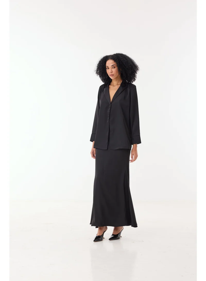 Ashita Fernandes Poly Satin Relaxed-Fit Collared Shirt with Full Sleeves – Black