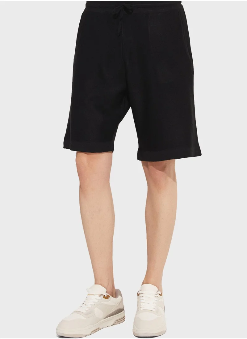 جون Essential Drawstring Shorts