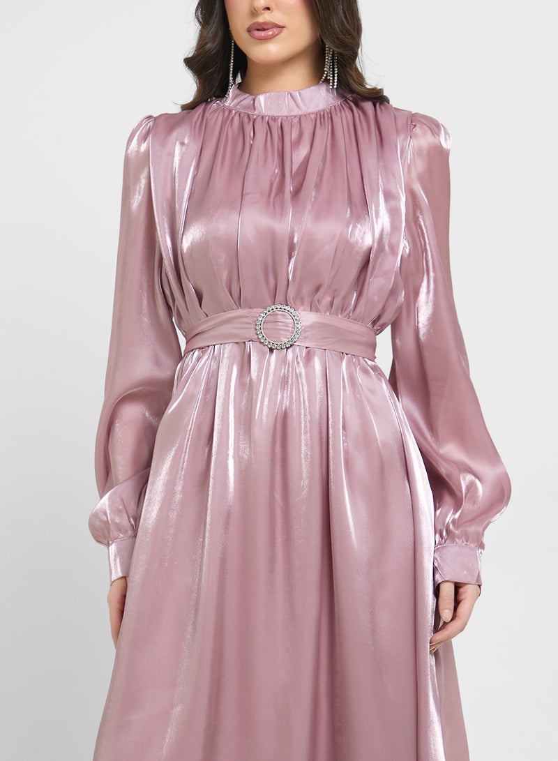 خزانة فستان بأكمام منتفخة وحزام - Image 3