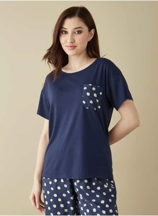 FAV Regular Fit Tee