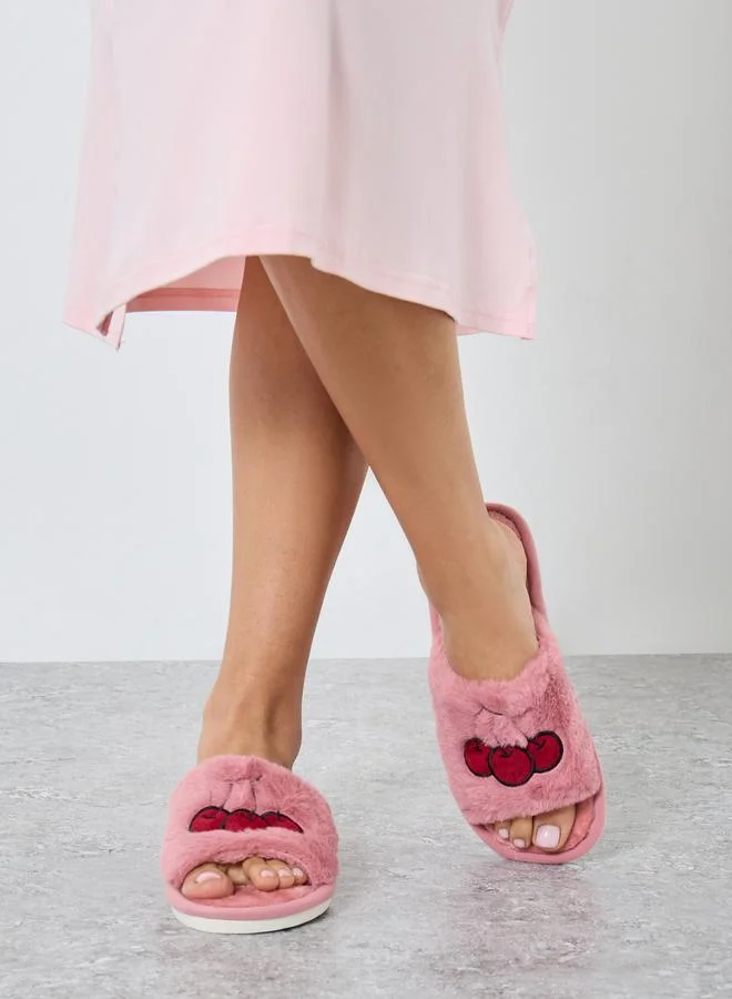 Styli Styli Pink Faux Fur Cherry Bedroom Slippers