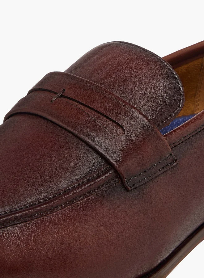 دوتشيني Men's Solid Slip-On Loafers