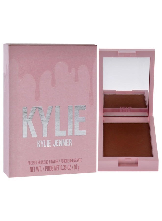 Kylie Cosmetics بودرة برونزر مضغوطة - 400 تانيد وجميلة من كايلي كوزمتيكس للنساء - 0.35 أونصة برونزر - Image 3