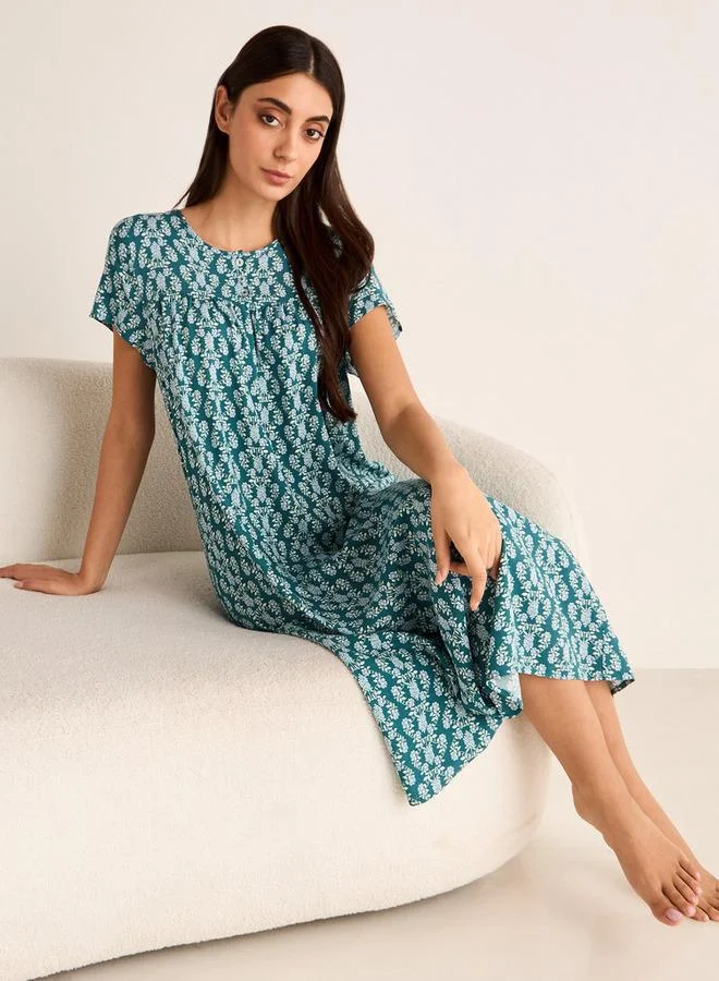 سبلاش فيڤ فستان نوم بطبعة كاملة بياقة مستديرة وأكمام قصيرة