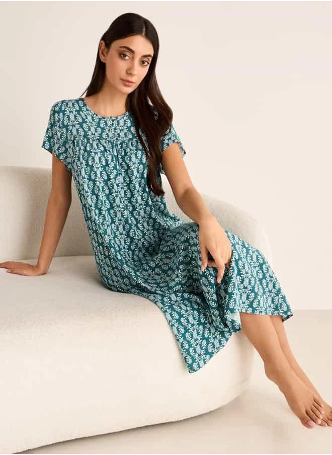 فاف All-Over Print Night Dress with Round Neck and Short Sleeves