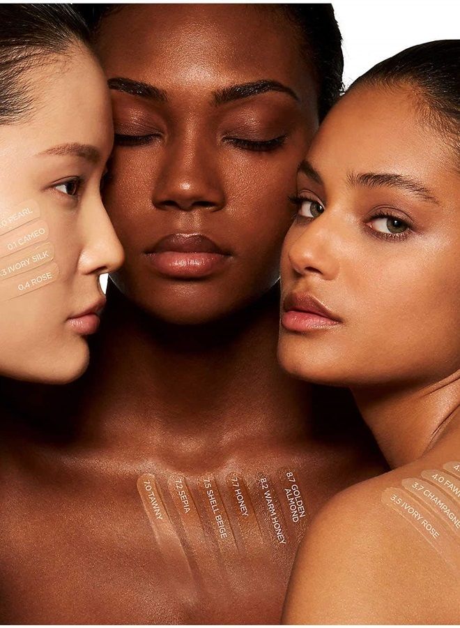 TOM FORD Shade and Illuminate Soft Radiance Foundation 7.5 Shell Beige. SPF 50, 1fl - Image 3