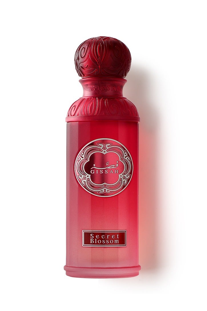 قصة طقم هدية سيكريت بلوسوم – 50 مل أو دو بارفان + 10 جم بودرة للجسم (300 نفخة) + 20 مل خمرية - Image 3