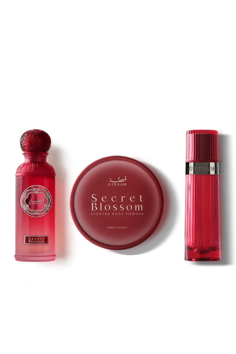 قصة طقم هدية سيكريت بلوسوم – 50 مل أو دو بارفان + 10 جم بودرة للجسم (300 نفخة) + 20 مل خمرية - Image 2