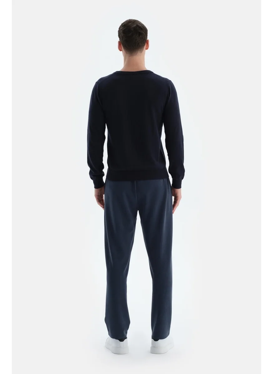 داجي Navy Blue Men's Cashmere Blend V Neck Sweater