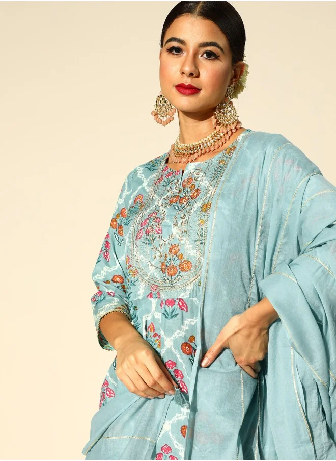 آي شين Floral Cotton Blend Kurta Set With Dupatta