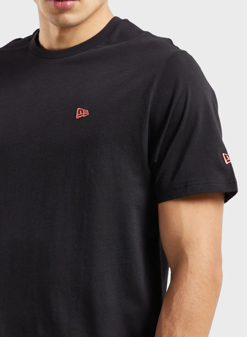 NEW ERA Dubai Skyline Graphic T-Shirt