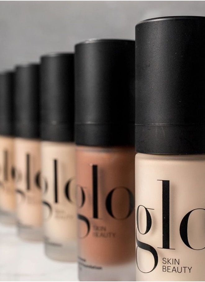 Glo Skin Beauty - Luminous Liquid Foundation Mineral Makeup with SPF 18 (Naturelle) - Sheer to Medium Coverage - Smooth and Correct Imperfections - Image 1