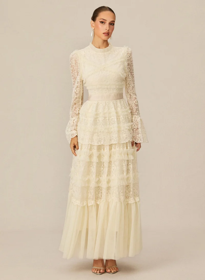 سنفير Alluring Love White Lace Tiered Maxi Dress