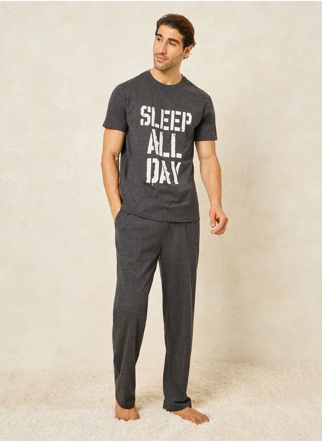 Slogan Print Crew Neck T-Shirt & Open Hem Pyjama Set - pzsku/Z545128FBF6DC3504FF2AZ/45/_/1715949755/19da45b9-b199-414f-a145-1a7f97cba335