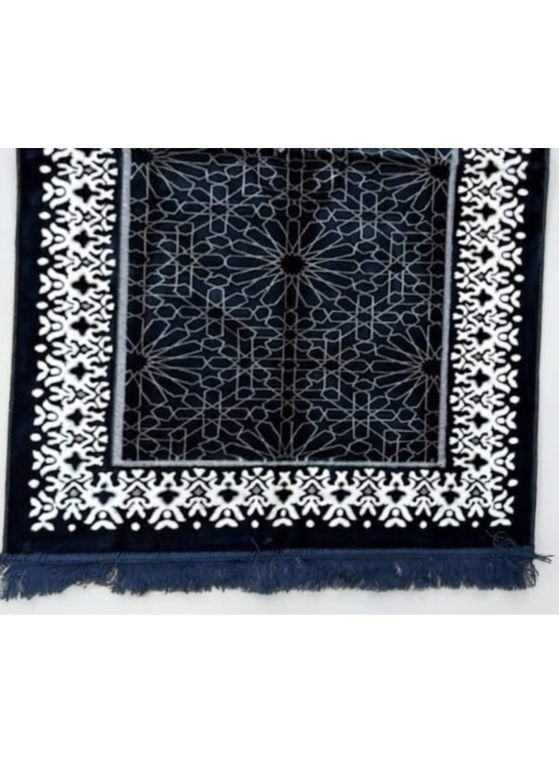 Luxurious embroidered prayer rug, Turkish made, size 80*120 cm - Image 2