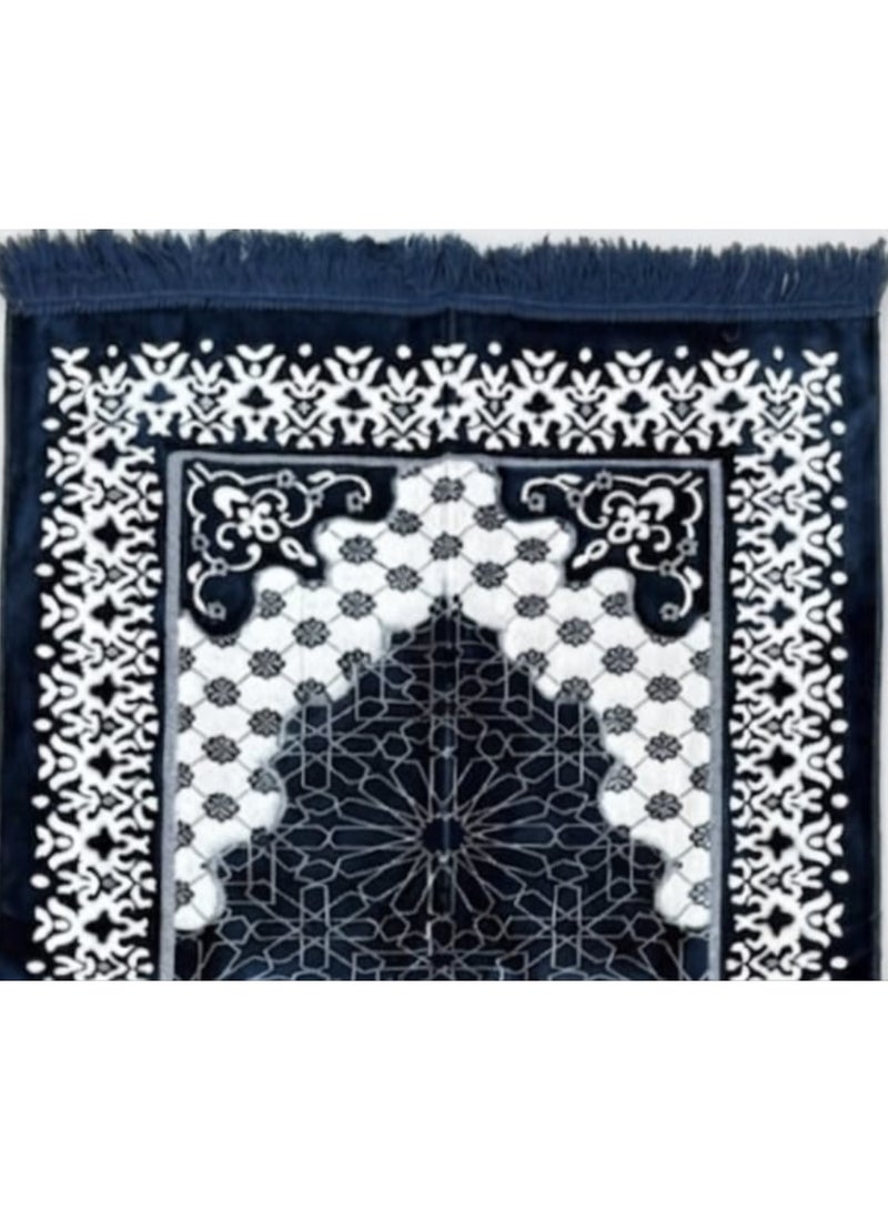 Luxurious embroidered prayer rug, Turkish made, size 80*120 cm - Image 4
