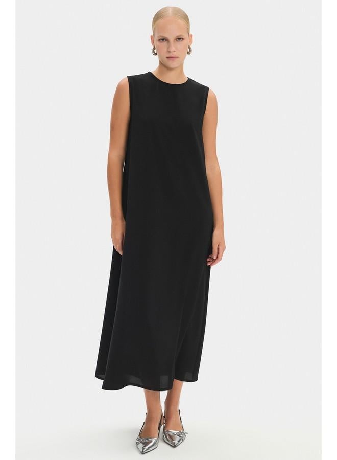 جون عباية نسائية مطرزة بحزام خصر تفصيلي باللون الأسود من جوني - Image 5