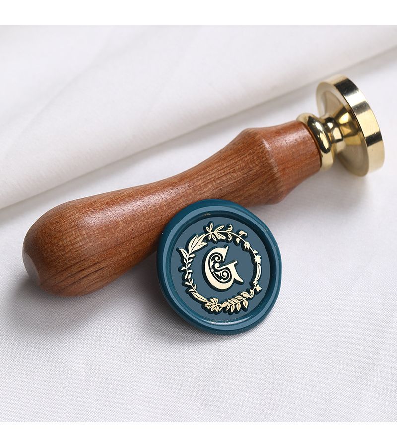 1 Set Wax Seal Stamp Wreath Letter C Pomelo Wood Handle Clasp 26 English Letter Fire Paint Seal For Wedding Invitations Envelope Cards Gift Packaging Scrapbooks - Image 2