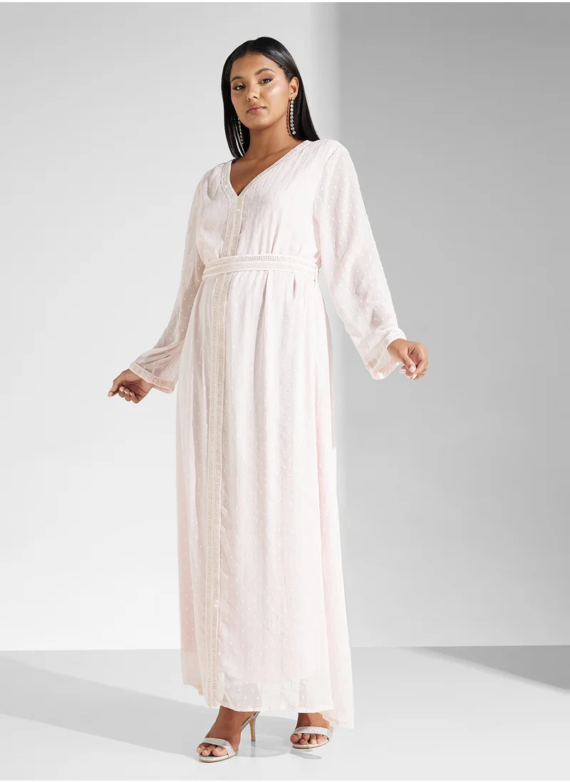 خزانة Plus size dress with shimmer detail