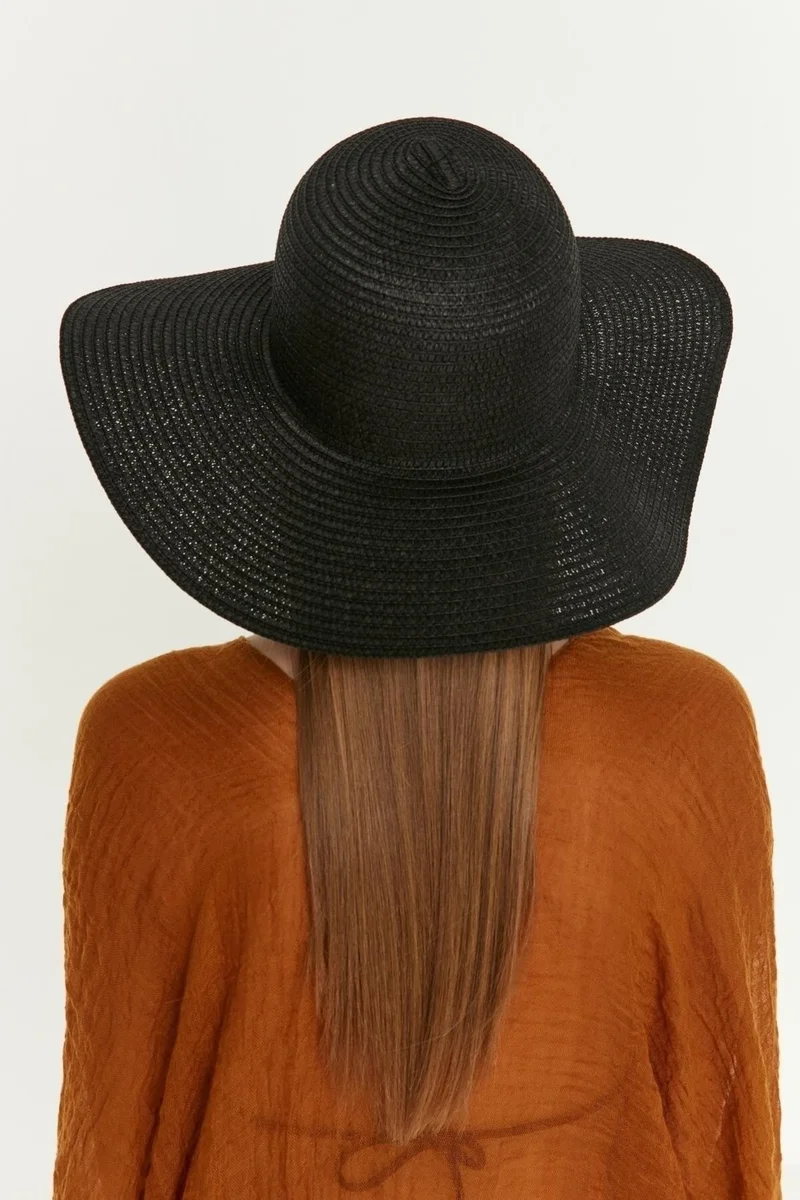بوتيك بوروك Women's Black Wide Straw Beach Hat