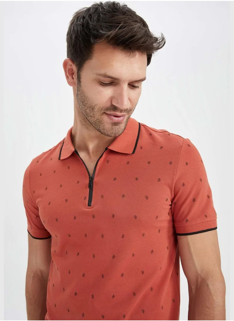 ديفاكتو Slim Fit Short Sleeve T-Shirt