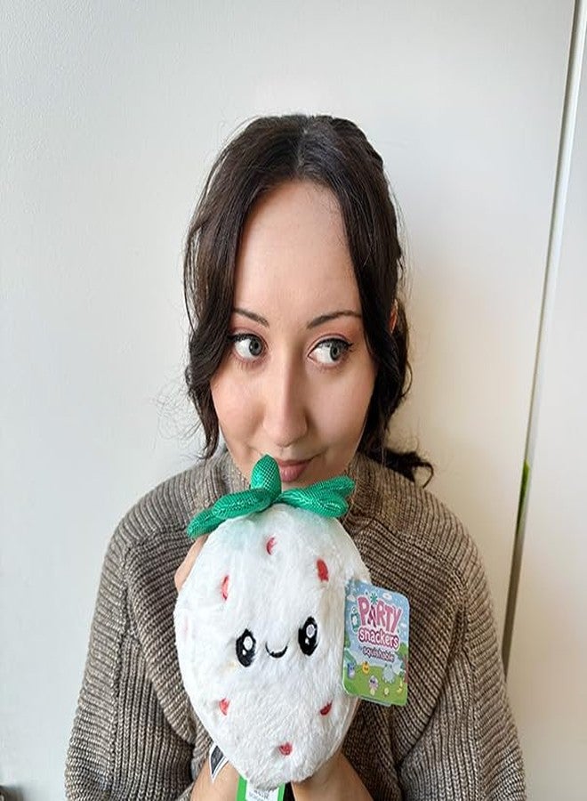 سكويشابل دمية فراولة بيضاء قابلة للضغط / وجبة خفيفة للحفلات - Image 5