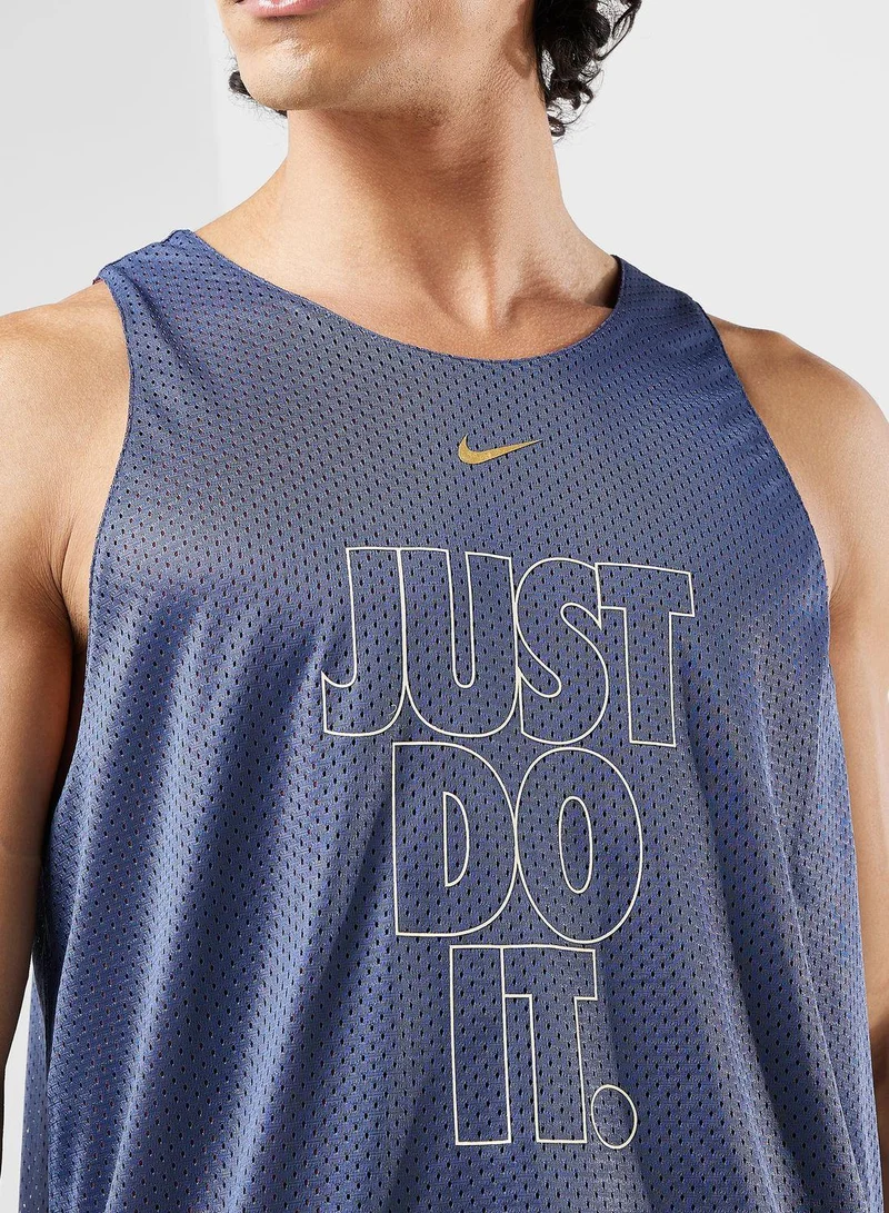 Nike Men's NBA Team 31 Standard Issue Dri-FIT Reversible Basketball Jersey
