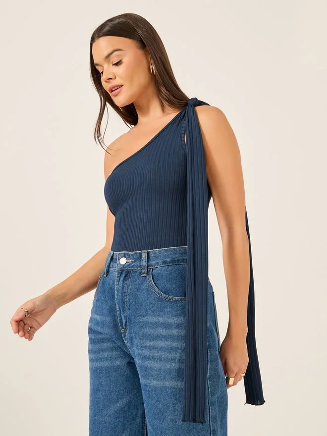 Styli Ribbed One-Shoulder Tie Neck Fitted Tank T-Shirt