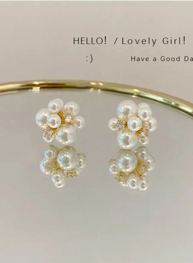Take Two Cluster Pearl Stud Earrings