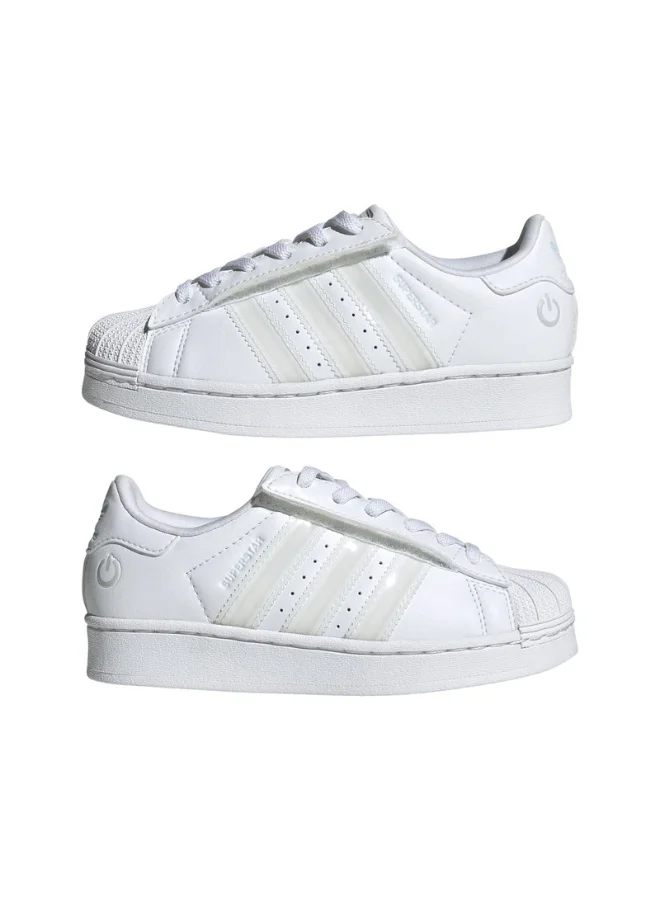 adidas أحذية أديداس سوبرستار للأطفال بإضاءة ليد بيضاء