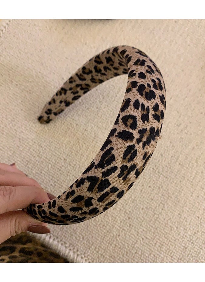 Mark Fairwhale - Simple Temperament Wide Edge Headband - Image 1