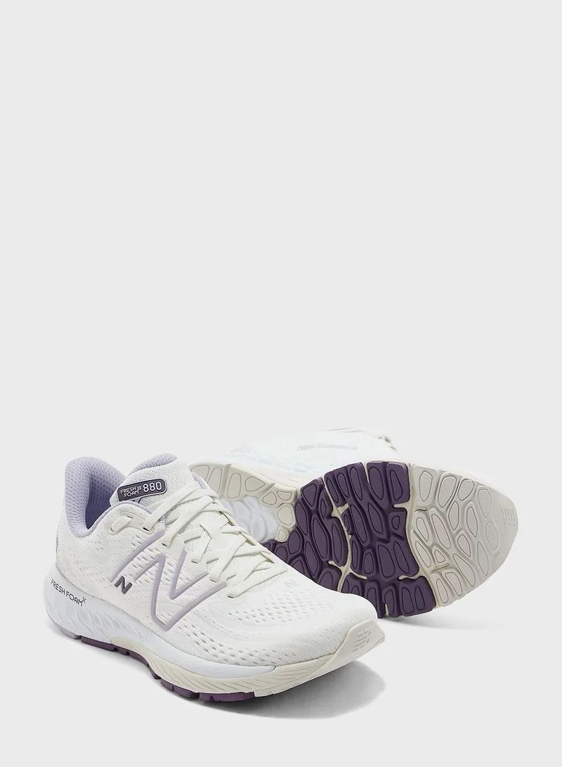 New Balance 880 Sneakers