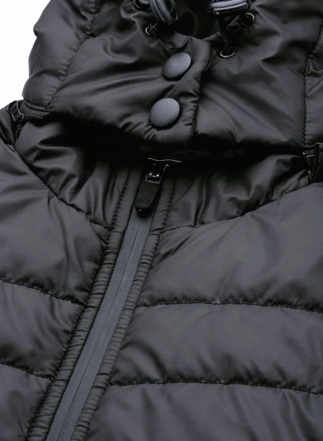 The Indian Garage Co Men Slim Fit Solid Puffer Jackets