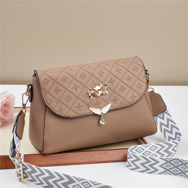 New Style Small Square Bag Simple Atmospheric Handbag Niche All-Match Single-Shoulder Crossbody Bag Texted Western Style Daffy Bag - Image 3