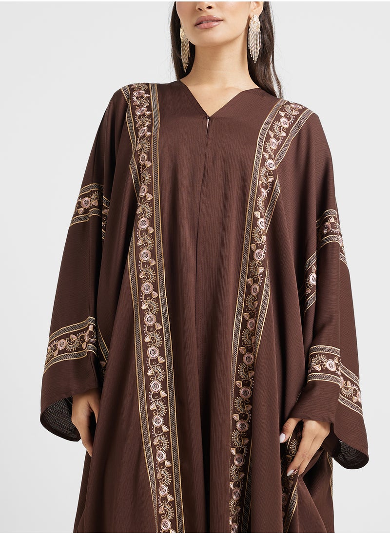 V-Neck Embroidery Cape Sleeve Abaya - pzsku/Z5474148791BC2DB53B57Z/45/_/1738410586/fc69523f-64b1-4b03-955b-f3d3500acef8