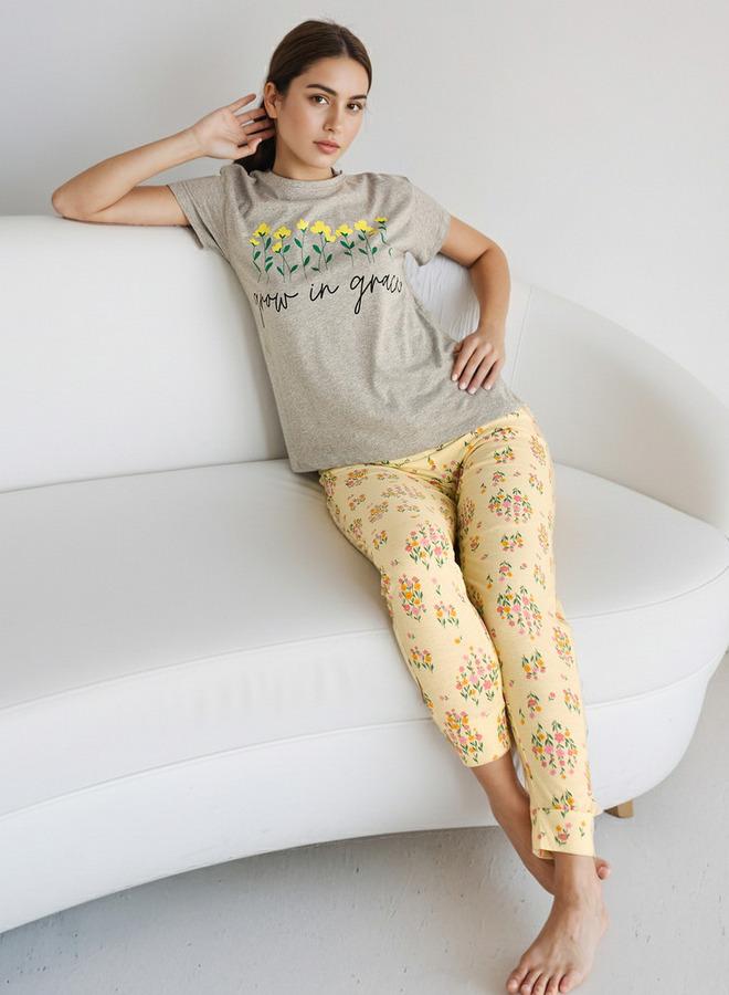 سبلاش فيڤ طقم بيجاما تي شيرت وبنطلون - Image 1