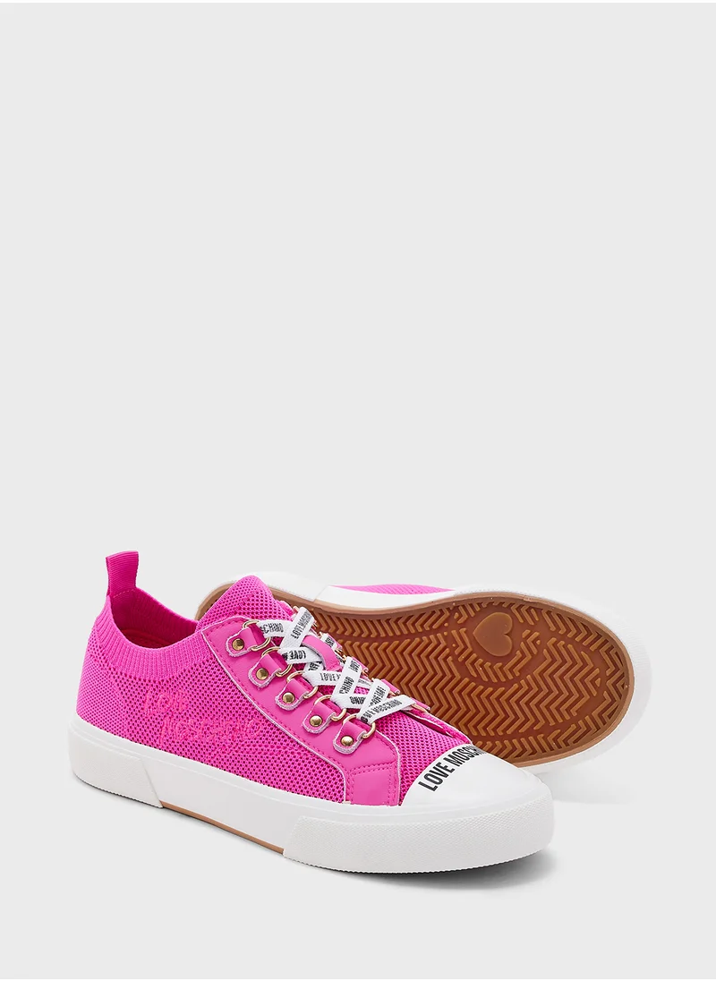 لوف موسكينو Casual Low top sneakers