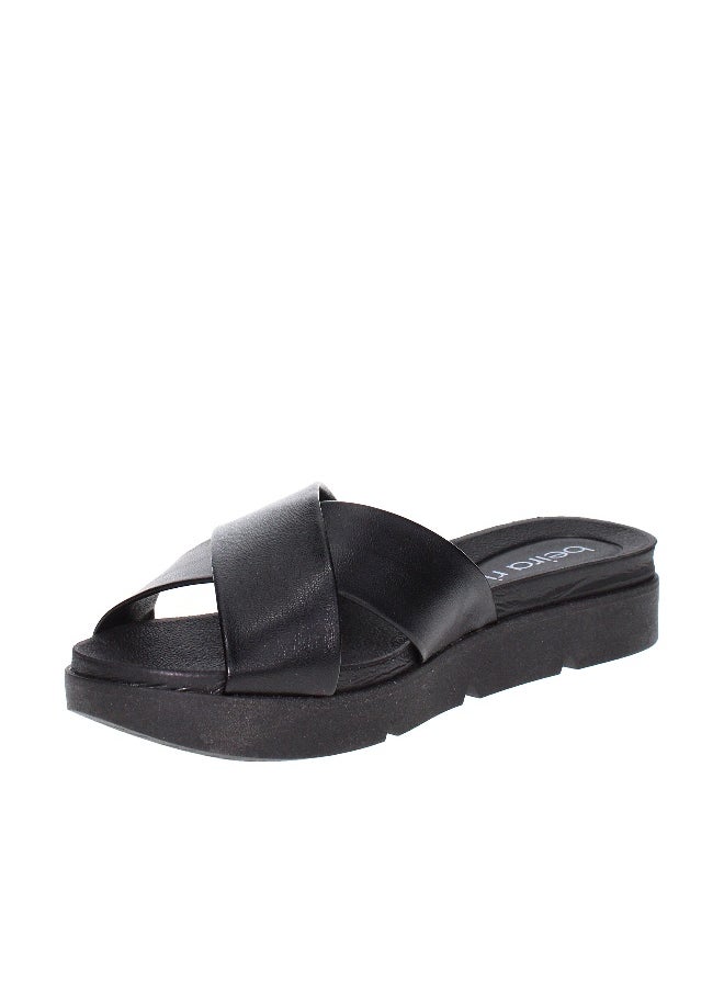 Beira Rio Millie Cross Strap Flat Sandals  - Image 4