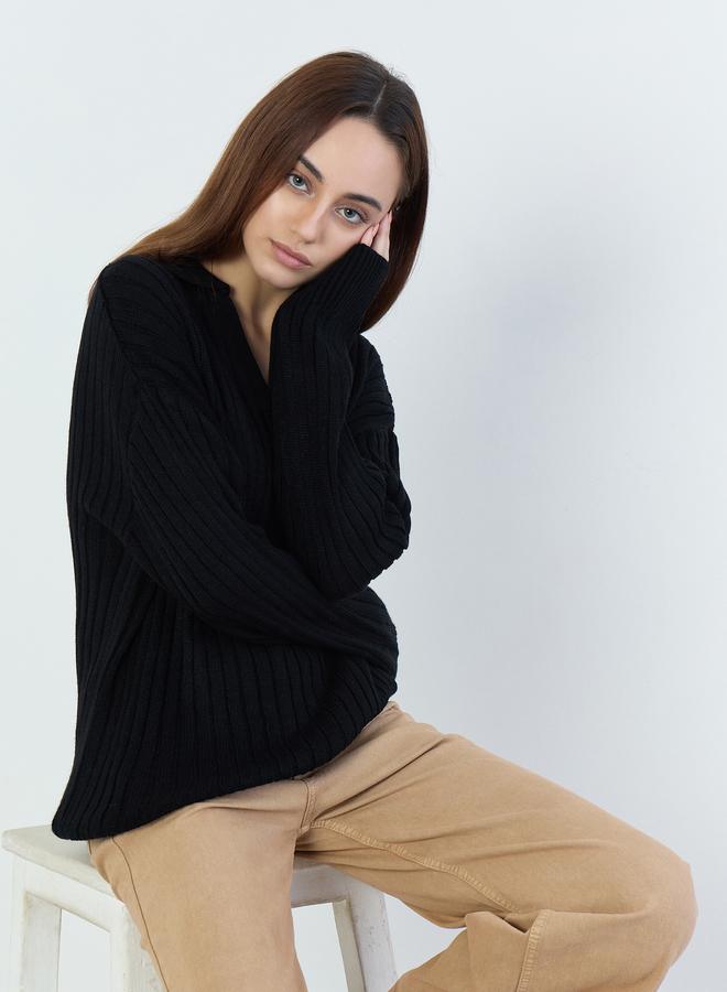 Styli Women Black Ribbed V-Neck Sweater - Image 1