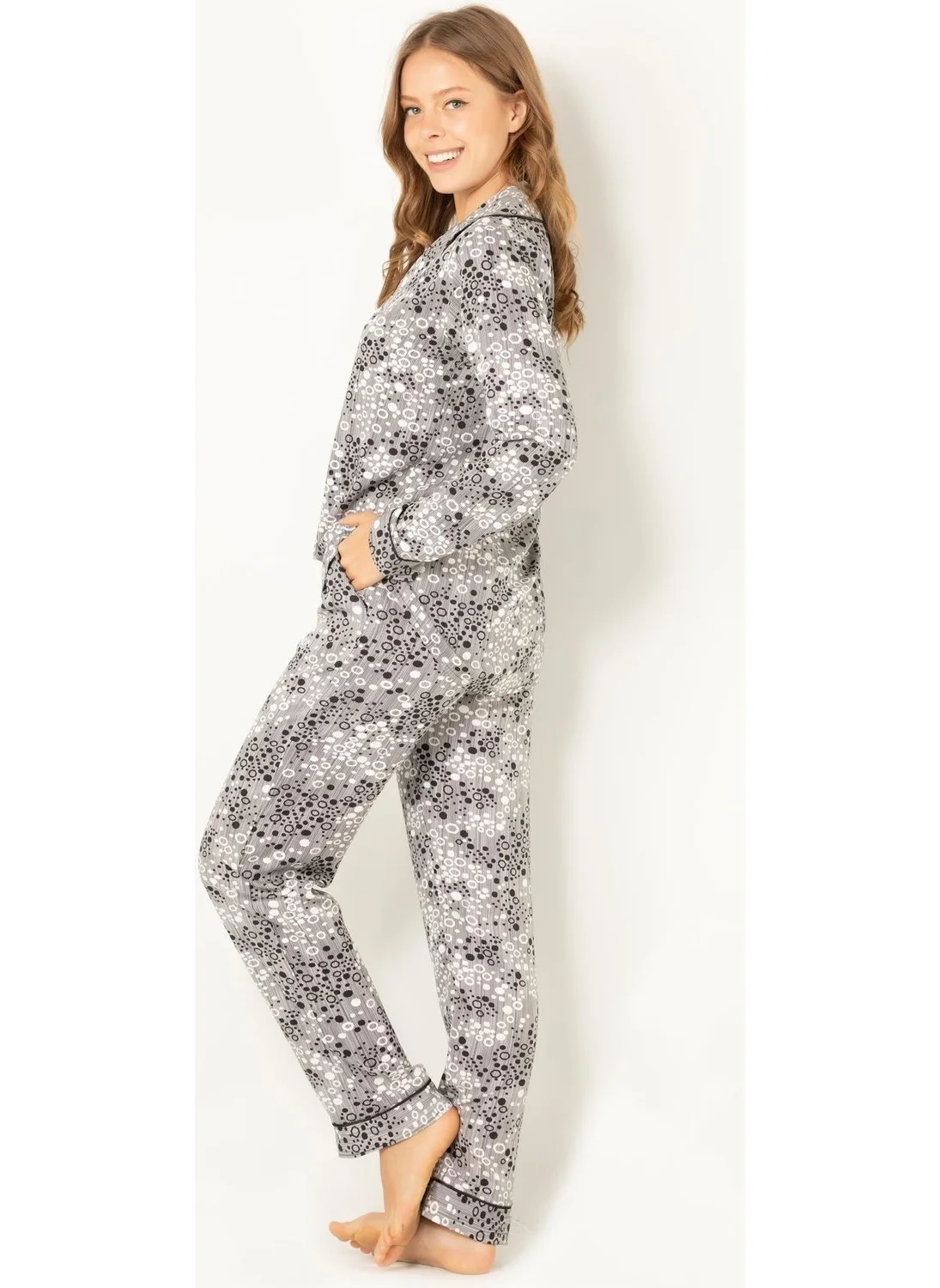 دو رى مى Natural Viscose Soft Buttoned Pajamas Set