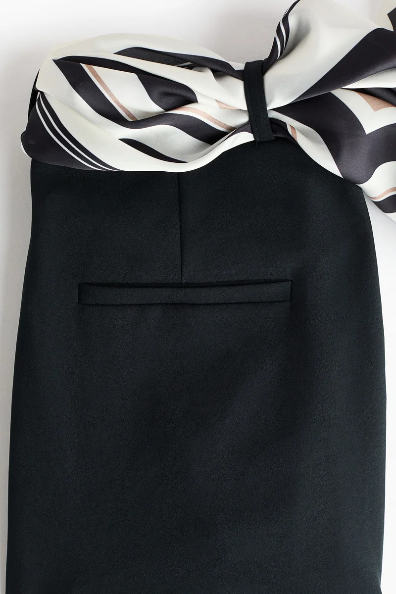 H&M Capri trousers with scarf