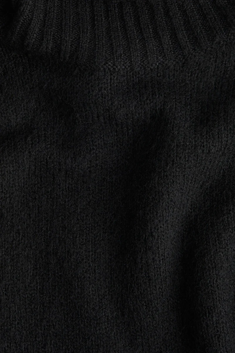 اتش اند ام بلوزة محبوكة بقبة بولو