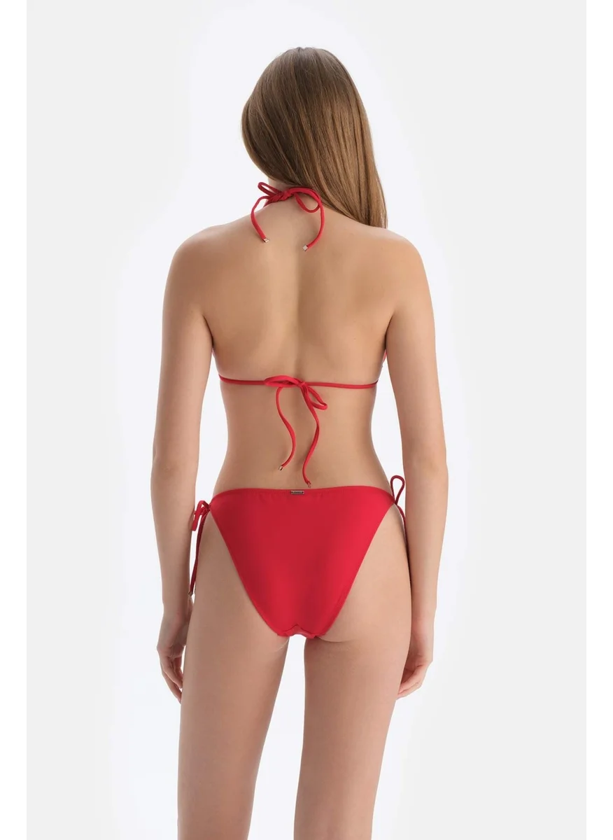 داجي Red Triangle Small Bikini Top