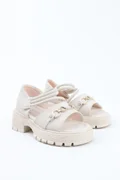 فيني BEIGE