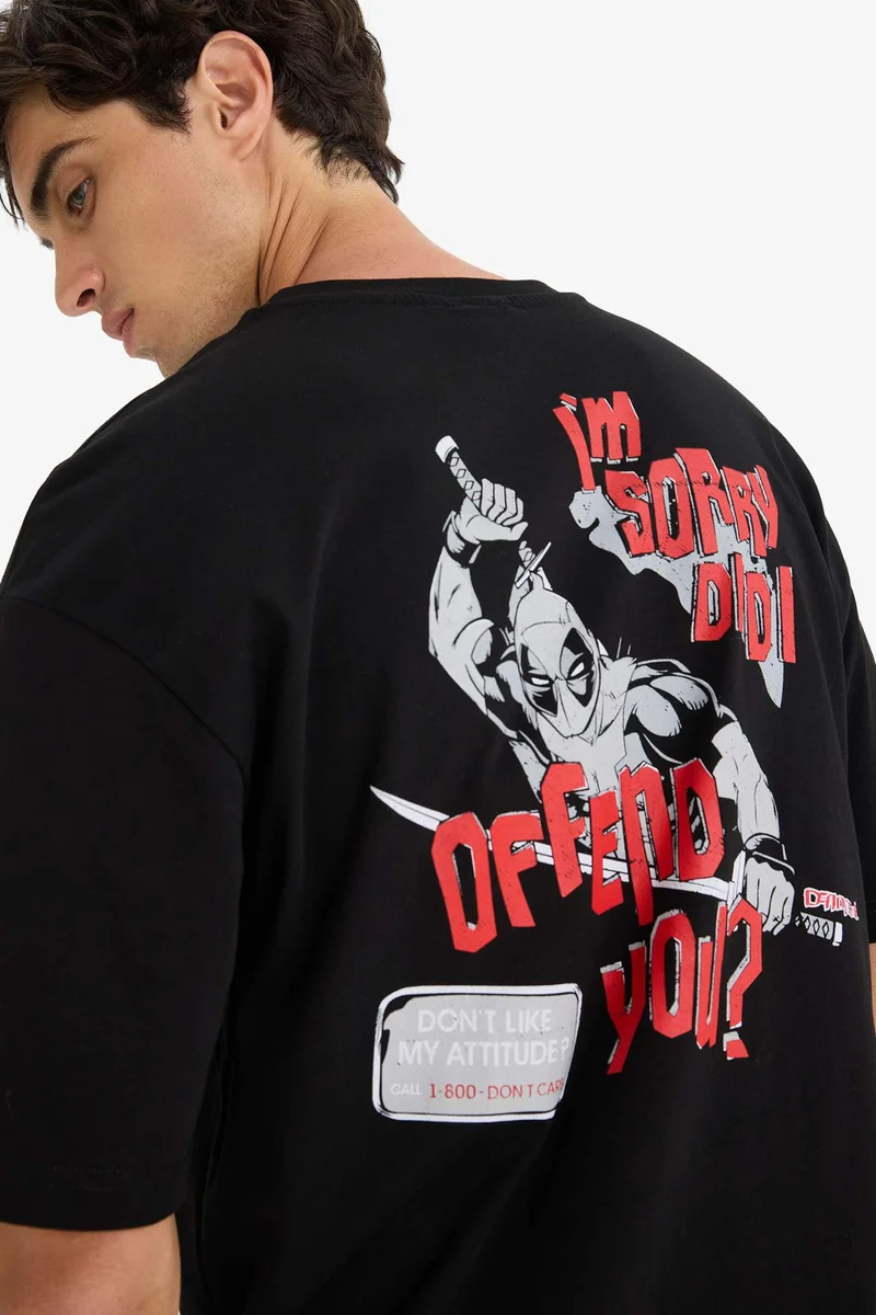 ديفاكتو Boxy Fit Crew Neck Printed Short Sleeve T-Shirt