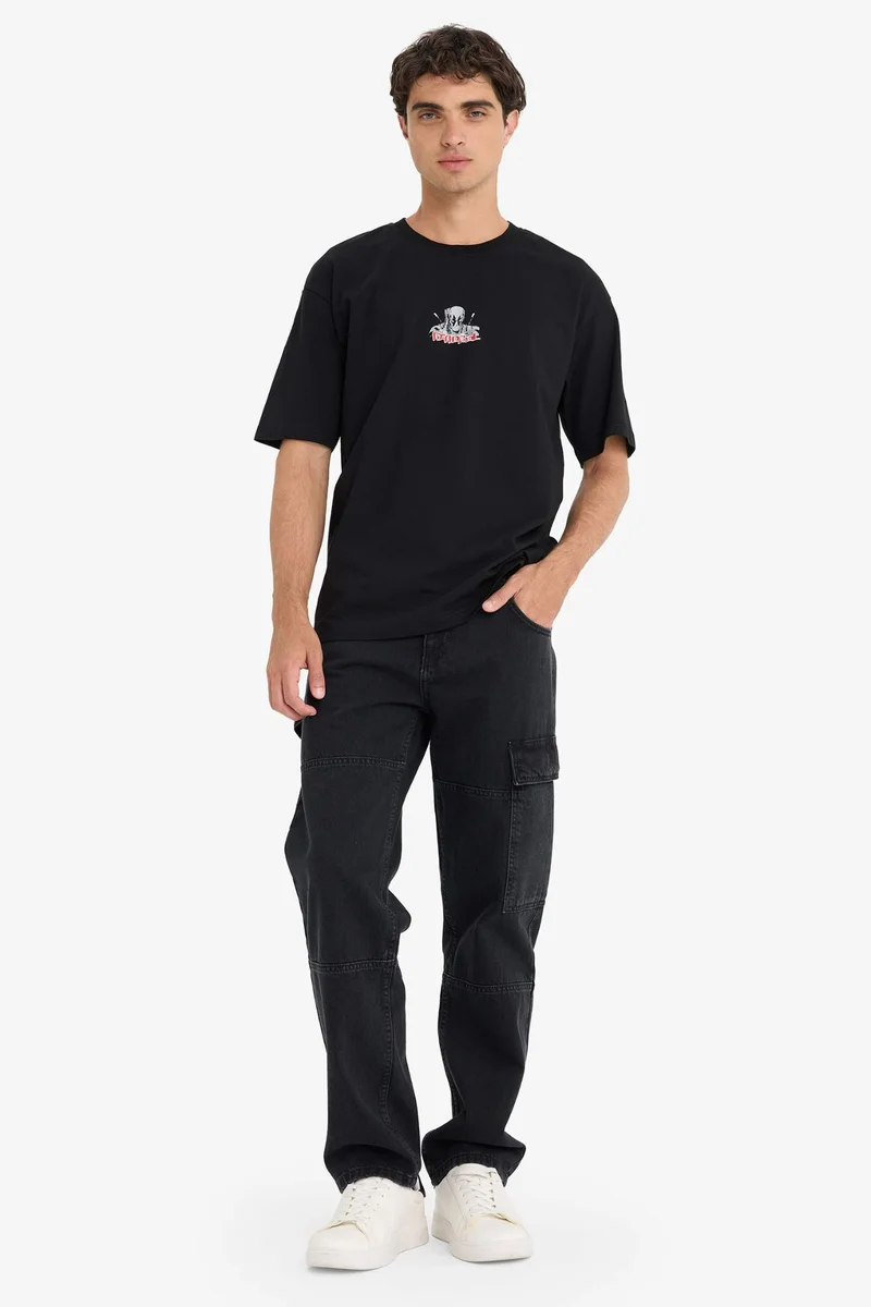 ديفاكتو Boxy Fit Crew Neck Printed Short Sleeve T-Shirt