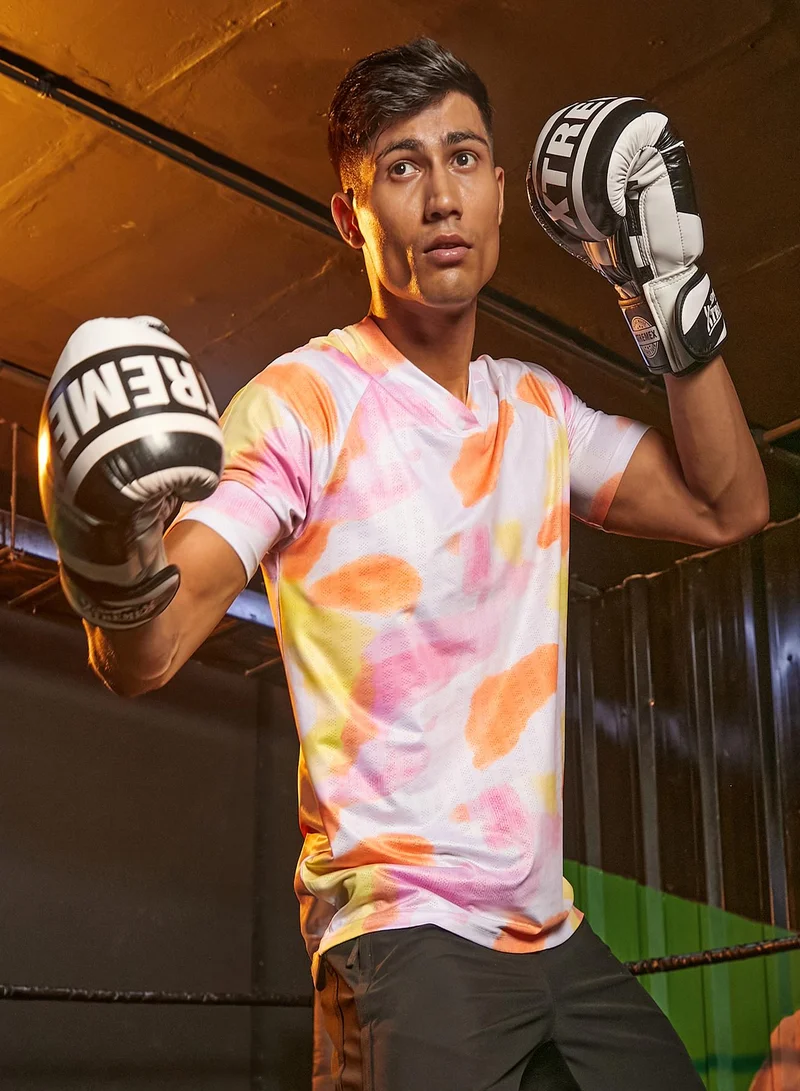 Campus Sutra Men's Tangerine Orange & Light Pink Water Strokes Activewear T-Shirt